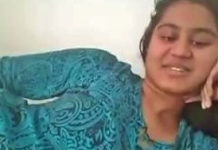 Cute Desi Girlfriend Fucking on Webcam