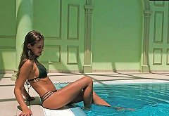Tiffany Tatum Strips Naked Underwater DrTuber