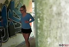 Parking Garage Quickie Ends With Huge Facial