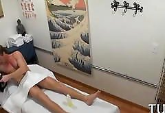 Petite Asian massage therapist fucking her client on hidden cam