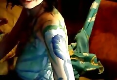 Bosomy girlfriend gets her body covered with beautiful arts