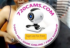 Ebony webcam model with big boob