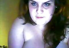 18yo chubby teen showing on webcam