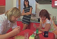 Threesome on the Kitchen Free Family HD Porn e5 xHamster