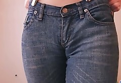 Perfect Ass In Jeans! Perfect Cameltoe! Amazing Body Teen.