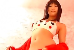 Skinny Japanese teen Ayane Chika shows off her titless body in bikini