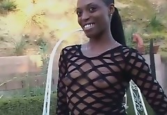Bootylicious ebony slut gives hot blowjob to her lover