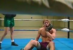 Clown blonde girl blows cock properly right in the ring