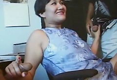 Amateur housewife Sally Chan showing how she blows cock