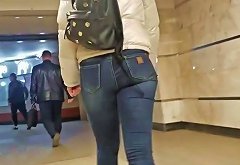 Tight ass in jeans Txxx com