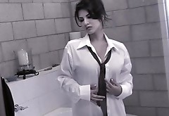 Sunny Leone is undressing for her morning shower