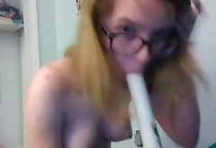 Teen Girl Solo Sucking - freehotgirlscams.com