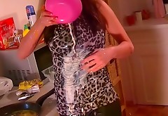 Vicious brunette mommy turns breakfast into messy food fetish session