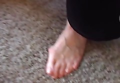 sweaty mature feet