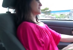 Skinny and hor white babe got really horny in the car
