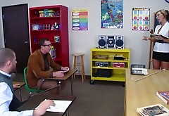 Sexy leturer Nikki fucks her student in the classroom