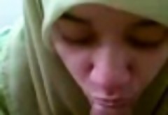 Muslim wife sucks a cock