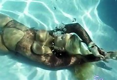 leopardshred underwater